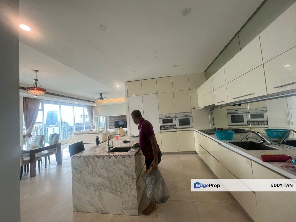 Vipod Residences KLCC 4+1 room For Sale near Pavilion Shopping Mall, Kuala Lumpur, KLCC