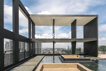 D'Sands Residence, OldKlangRoad, 730sf, 1CarPark, 2Room1Bath, 3Mins Drive to PJ, 5Mins Drive to MidValley, Bangsar, 2Mins WALK to Petaling KTM Station