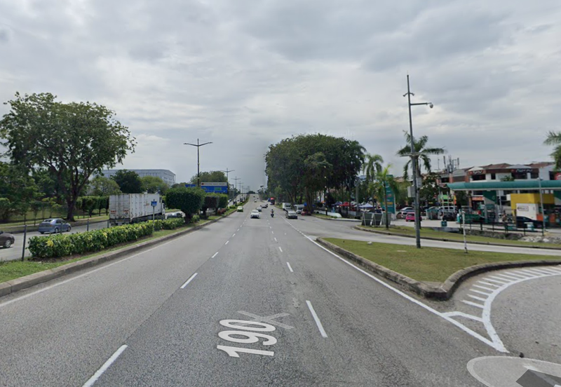 Dataran Otomobil, Seksyen 15