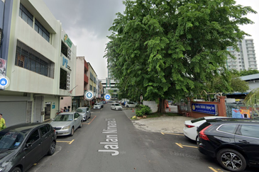 Jalan Nirwana Ampang Shop Lot for Sale