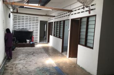 Jalan Nirwana Ampang Shop Lot for Sale