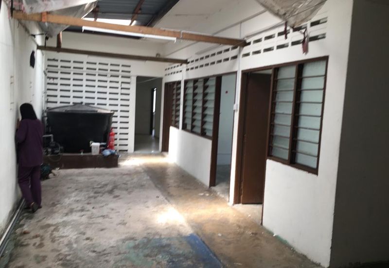 Jalan Nirwana Ampang Shop Lot for Sale