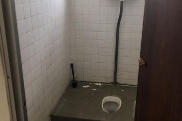 Jalan Nirwana Ampang Shop Lot for Sale