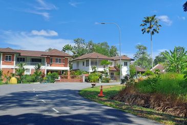 College Heights Garden Resort