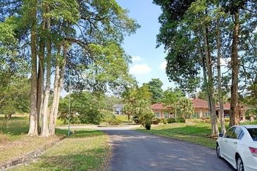 College Heights Garden Resort