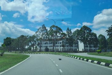 College Heights Garden Resort