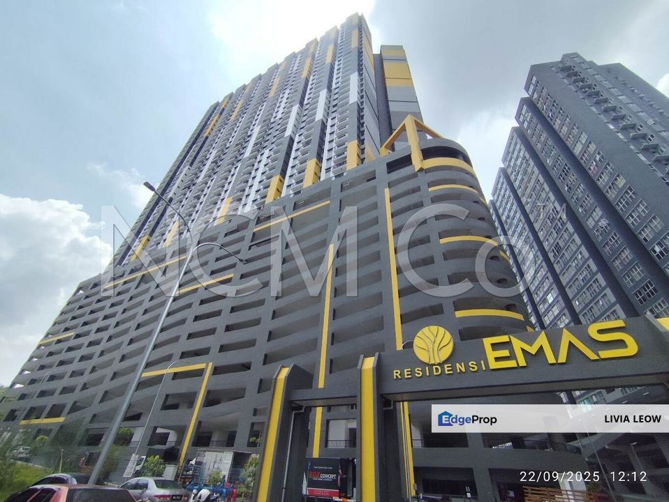 Sale -36% Below Market Value Residensi Emas (Newly completed) Jalan Zamrud 2, Sungai Tangkas, Kajang, Selangor , Selangor, Kajang