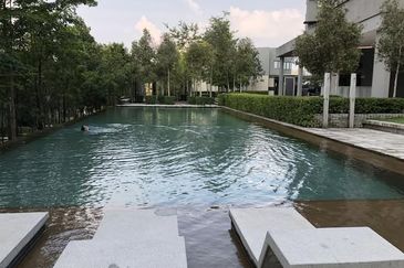 Mirage By The Lake Condominium