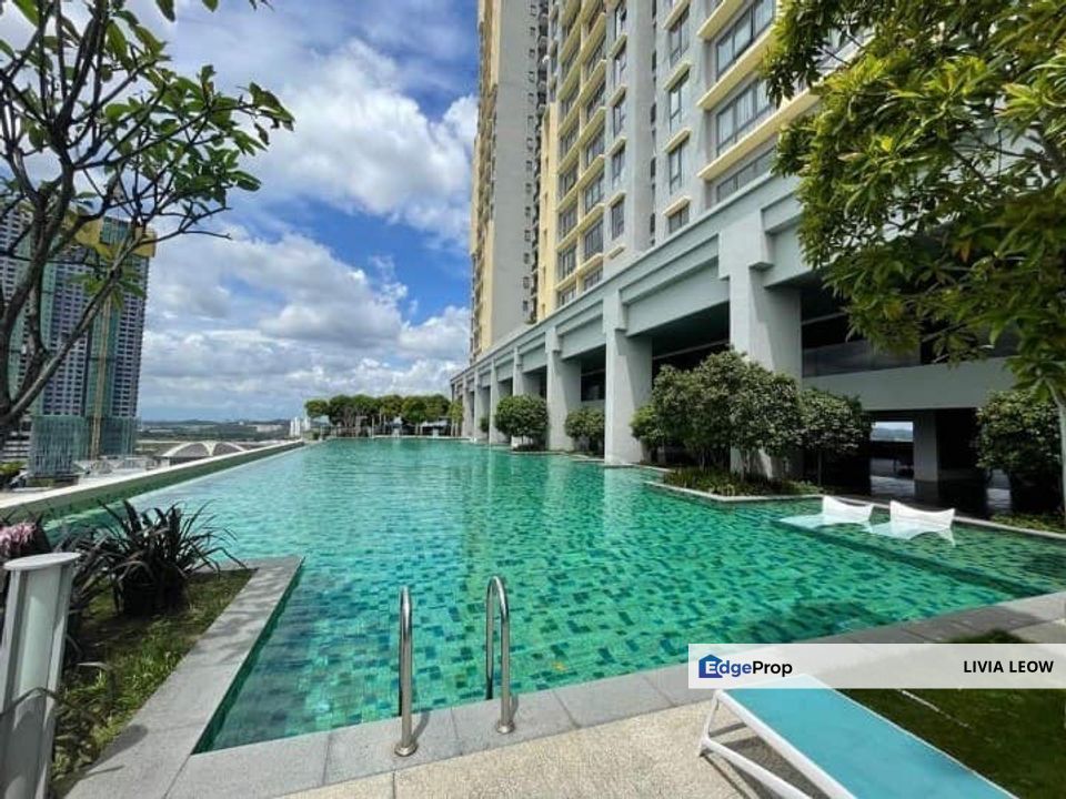Sale -35% Below Market Value Sfera Residensi Seri Kembangan Selangor , Selangor, Puchong