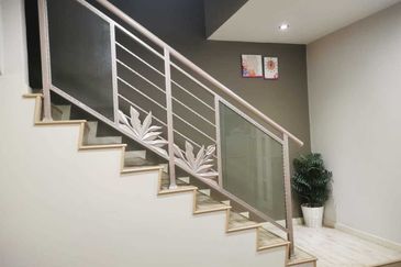 Kampung Sungai Kayu Ara