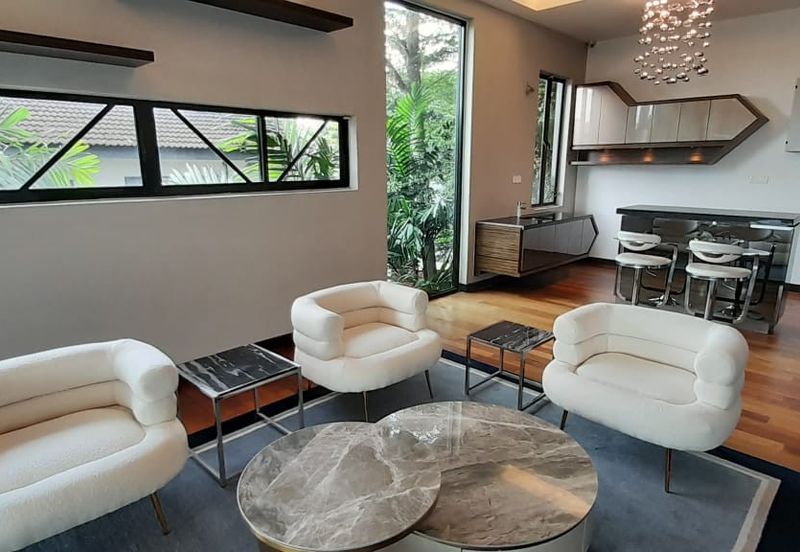 3 STY MODERN BUNGALOW CW POOL FOR RENT