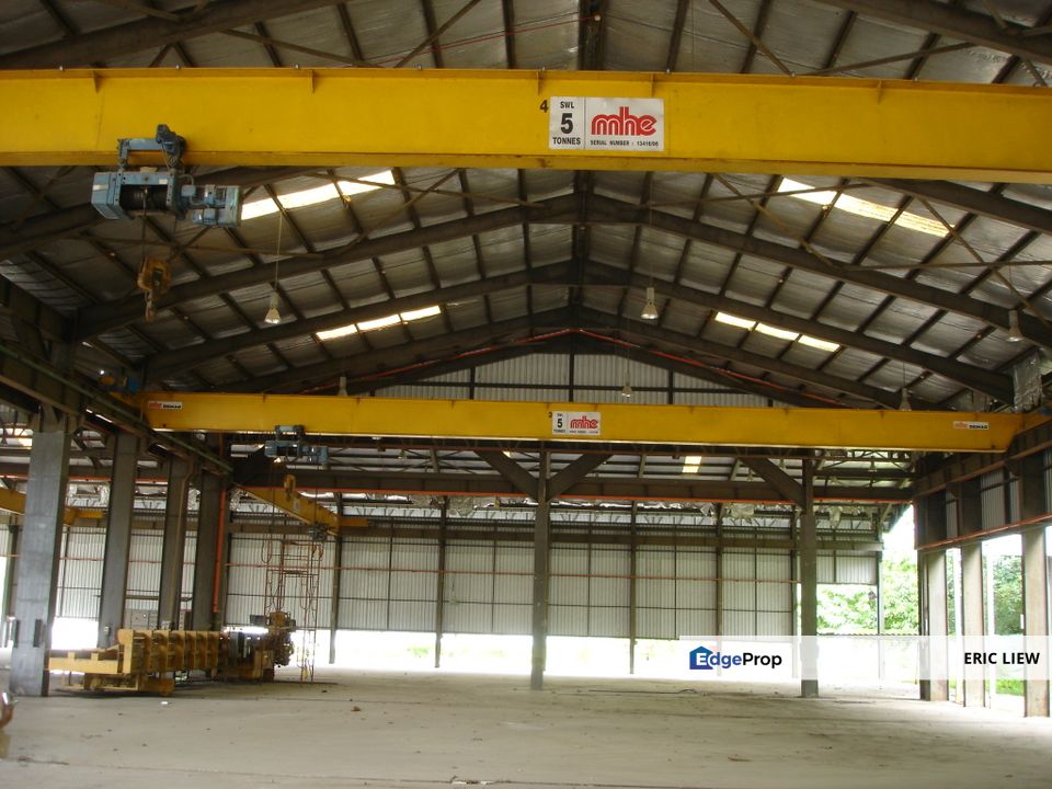 Two Detached factories and an office block built on  6.6565 acres of industrial land for SALE, Selangor, Semenyih