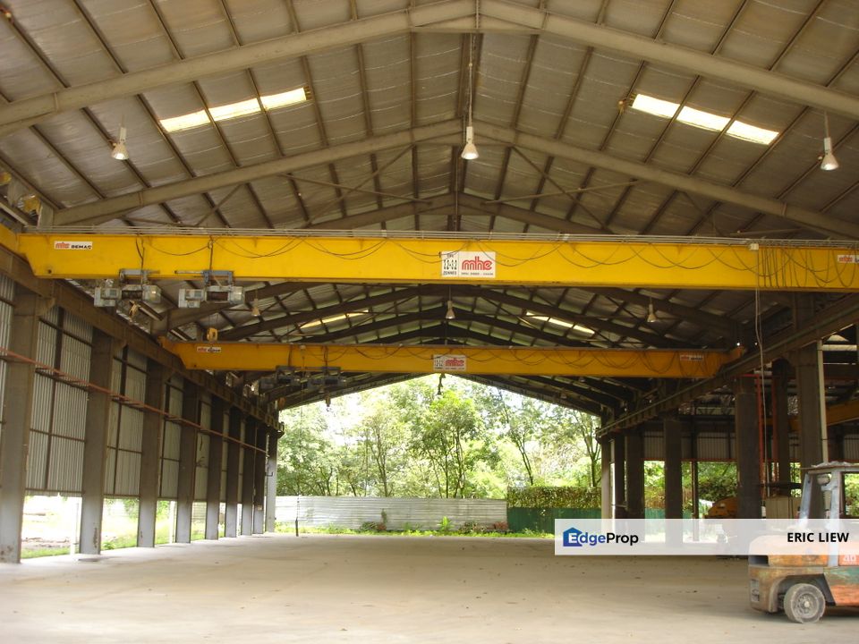 Two Detached factories and an office block built on  6.6565 acres of industrial land for SALE, Selangor, Semenyih
