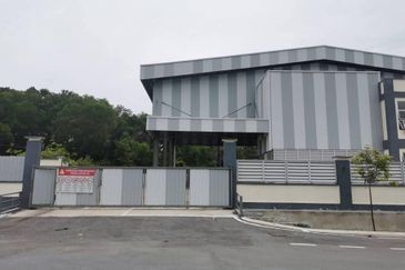 Nilai Factory For Rent