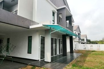 Laman Delfina @ Nilai Impian