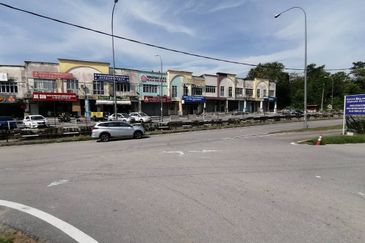 Jalan Tun Dr Ismail