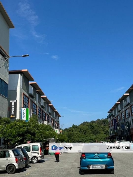 [ FIRST FLOOR ] New Shop Lot at Kajang East Vista Valley Semenyih, Selangor, Semenyih