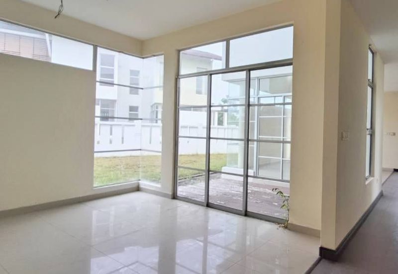 [ TERMURAH ]  Banglo 2Tkt di Bandar Enstek, Nilai Negeri Sembilan 