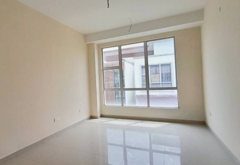 [ TERMURAH ]  Banglo 2Tkt di Bandar Enstek, Nilai Negeri Sembilan 