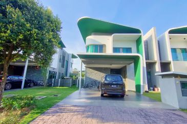 Lepironia Gardens, Setia Eco Glades