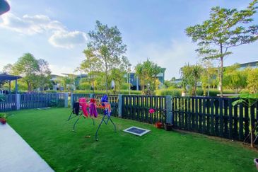 Lepironia Gardens, Setia Eco Glades