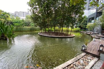 Mirage By The Lake @ Perdana Lakeview West