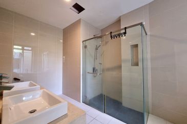 Mirage By The Lake @ Perdana Lakeview West