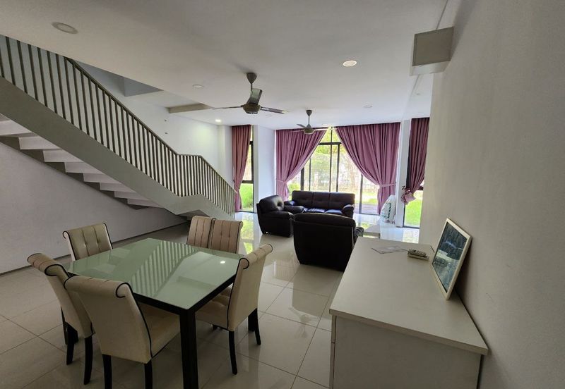 Mirage By The Lake @ Perdana Lakeview West