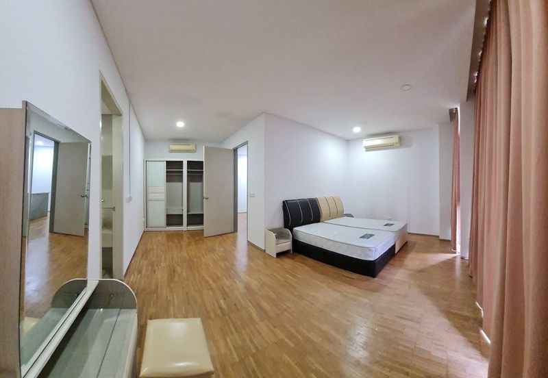 Mirage By The Lake @ Perdana Lakeview West