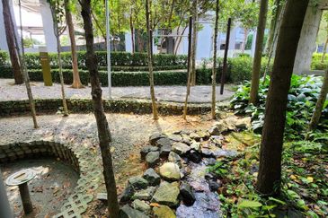 Mirage By The Lake @ Perdana Lakeview West