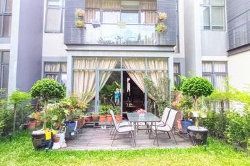 Mirage By The Lake @ Perdana Lakeview West