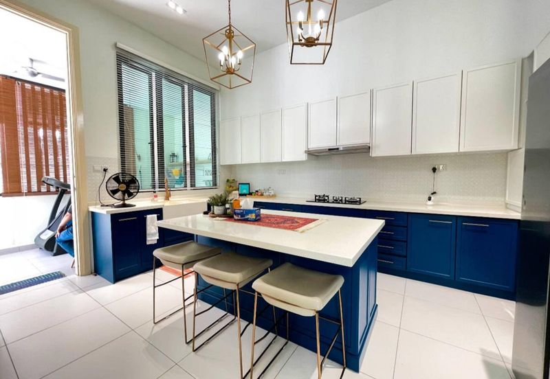 Lukisan @ Alam Impian