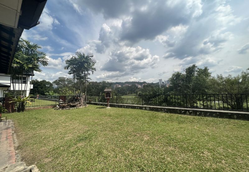 SL 8, Bandar Sungai Long