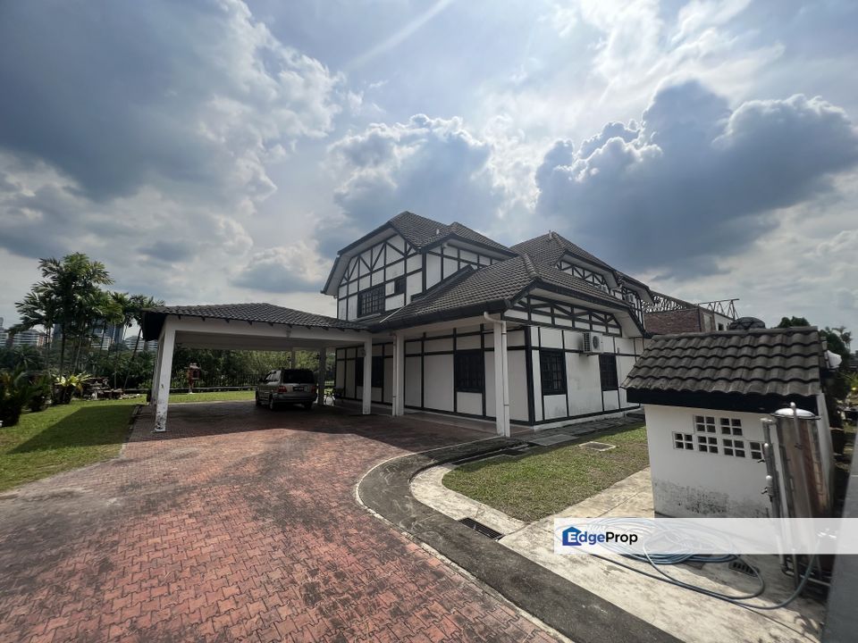 {Corner}2sty 10,450sf BUNGALOW GOLF COURSE VIEW SL8 BANDAR SUNGAI LONG, Selangor, Bandar Sungai Long