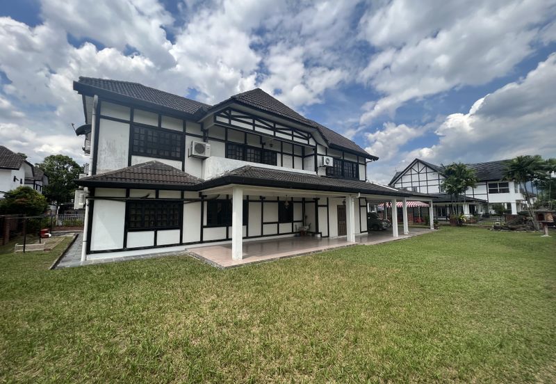 SL 8, Bandar Sungai Long