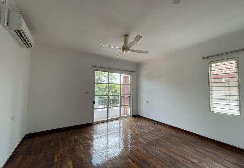 Tropicana Golf & Country Resort