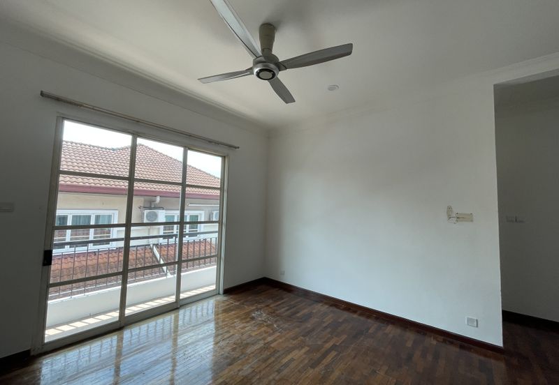 Tropicana Golf & Country Resort