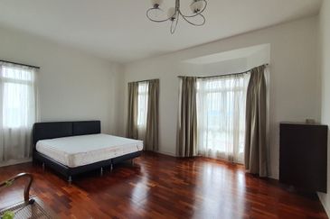 Bungaraya Kondominium, Saujana Subang