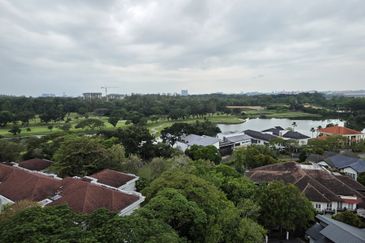 Bungaraya Kondominium, Saujana Subang