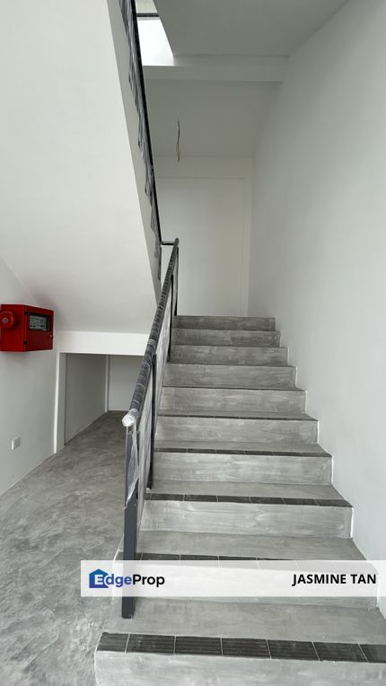 80’ x 200’ Semi-D Factory For Rent , Johor, Senai