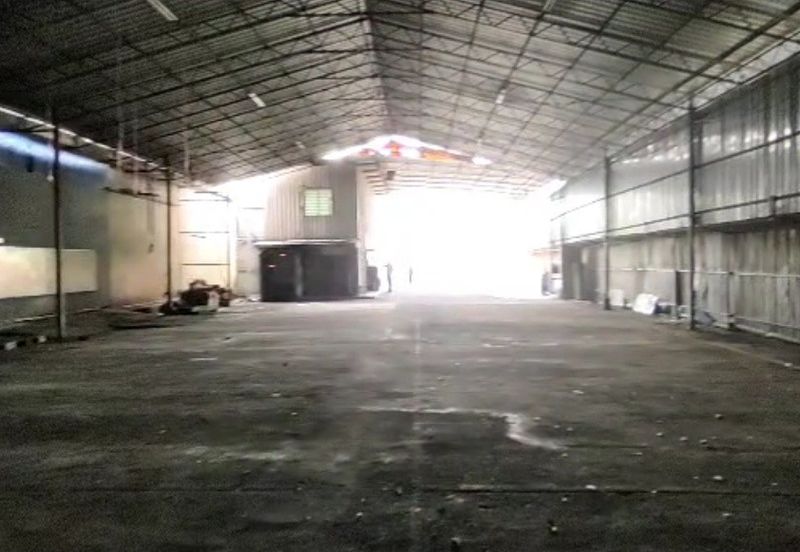 Jln  Puchong  - Factory /Warehouse For Rent 