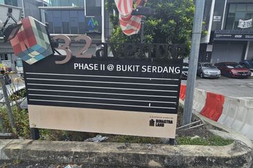 32 Avenue, Bukit Serdang