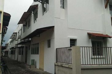 Double Storey Corner Link House @ Jalan Setia Indah 11, Setia Alam