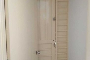 Double Storey Corner Link House @ Jalan Setia Indah 11, Setia Alam