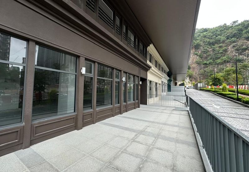 Ground Level Shoplot @ Central Park Damansara