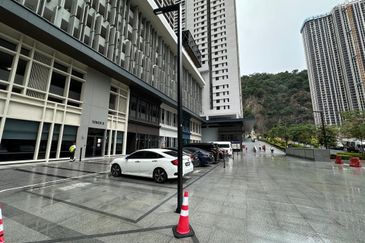 Ground Level Shoplot @ Central Park Damansara