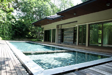 Two Double Storey Detached  Villa for Sale / Rent 