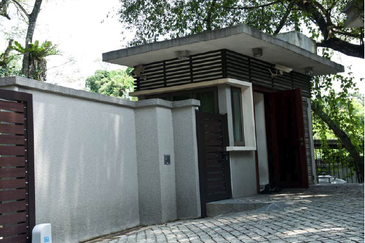 Two Double Storey Detached  Villa for Sale / Rent 