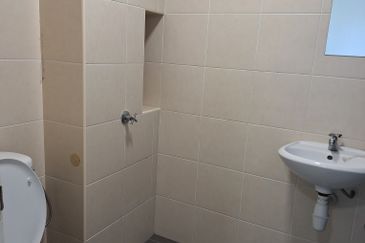 Harmony Apartment @ Eco Majestic