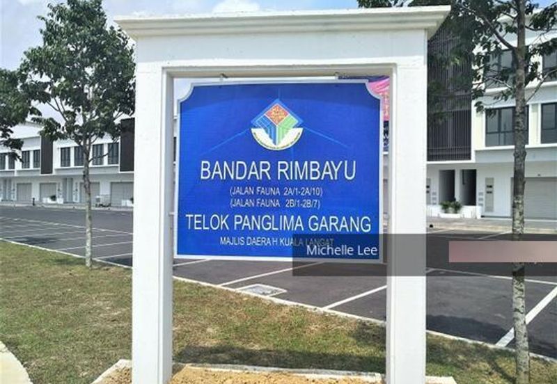 2 Storey Shop @ Bandar Rimbayu Blossom Drive/Square - Ground Floor (limited unit)